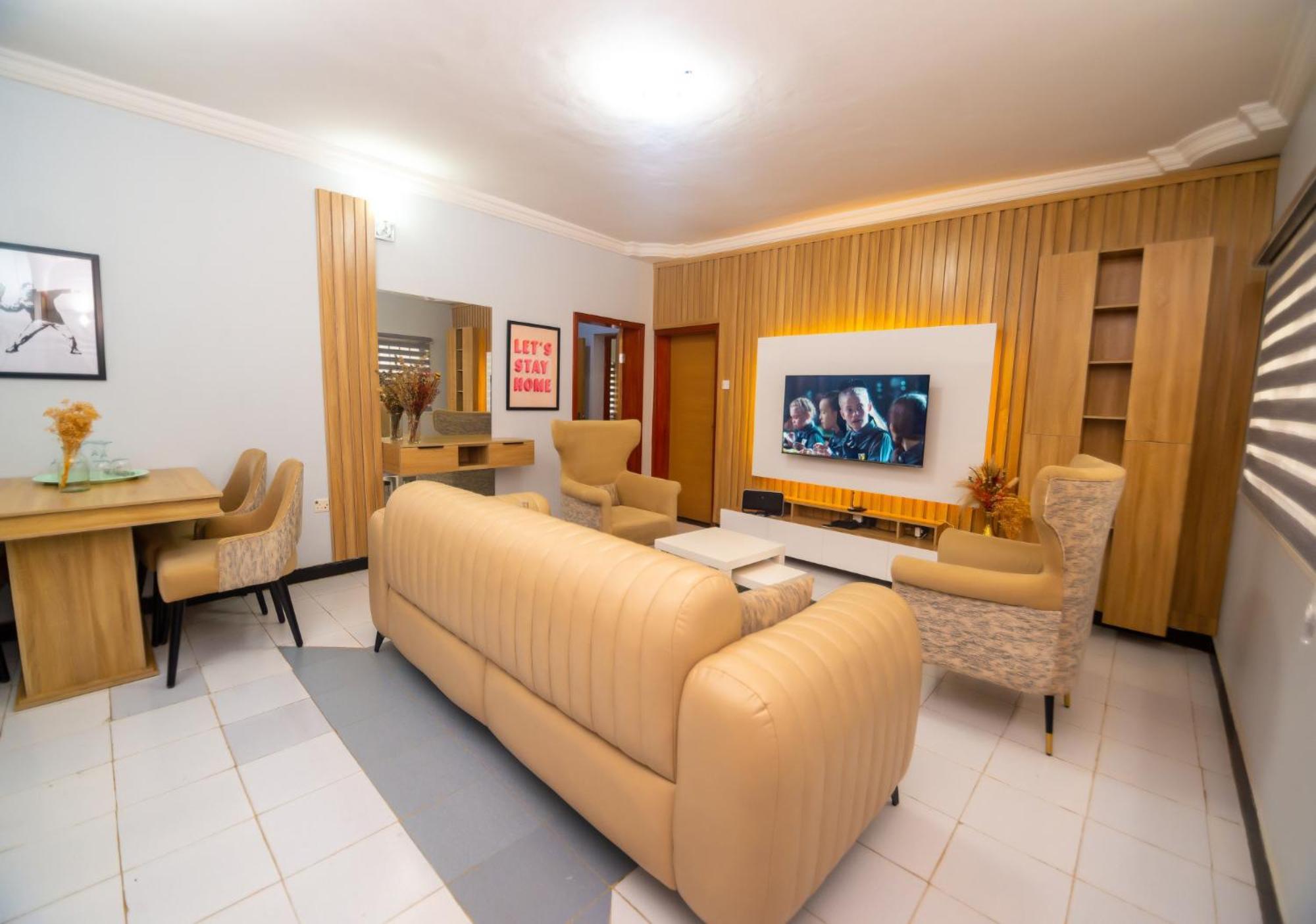 Palm Heights Apartments - Omole Phase 1, Ikeja Bagian luar foto